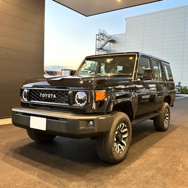 「トヨタ ランド クルーザー 70」ナローボディカスタム