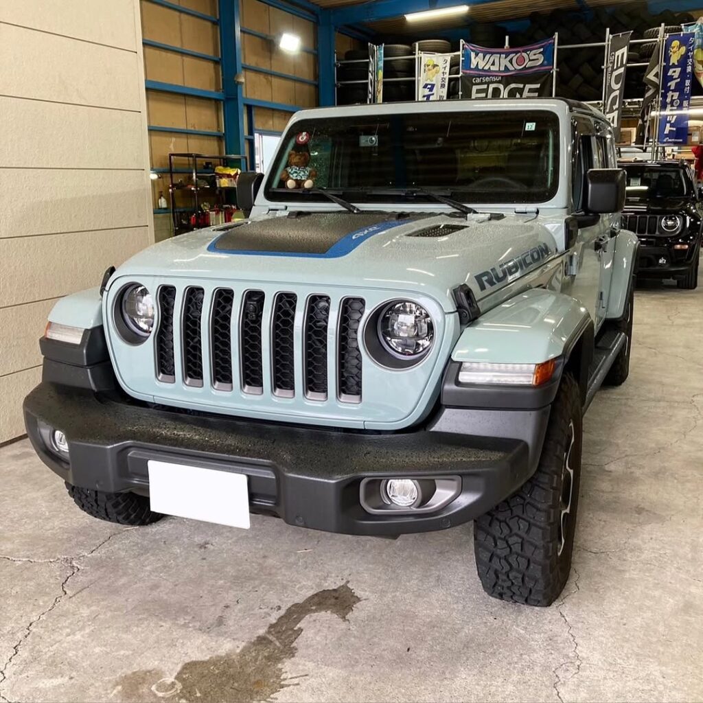 「ジープ JL ラングラー」キズへこみ修理／鈑金塗装