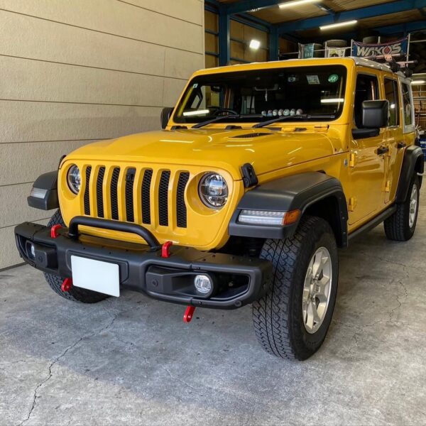 「ジープ JL ラングラー」フロントバンパー交換