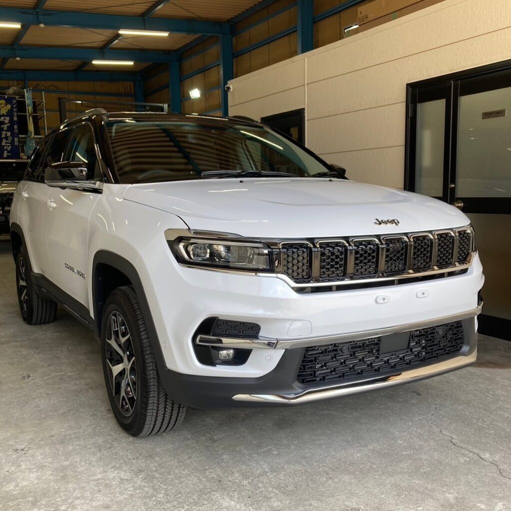 「ジープ コマンダー」ボディガラスコーティング施工