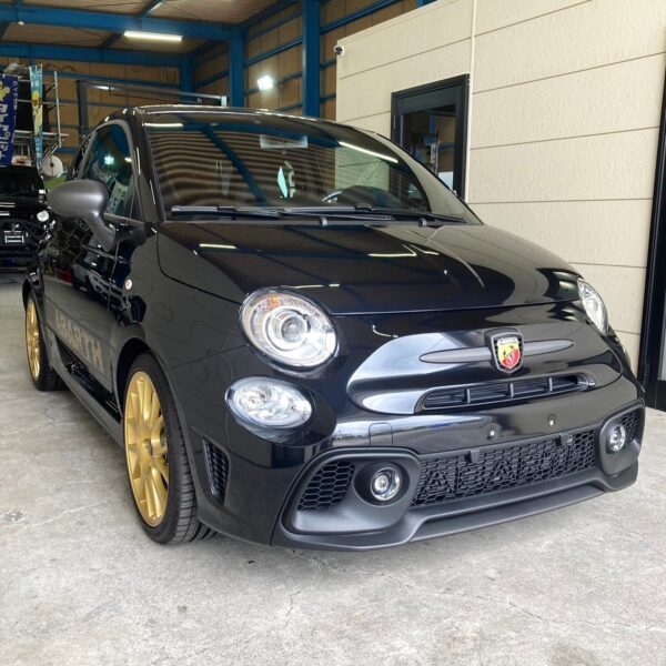 「アバルト 695」ボディガラスコーティング施工