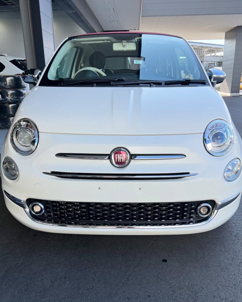 「フィアット 500C」ボディガラスコーティング施工