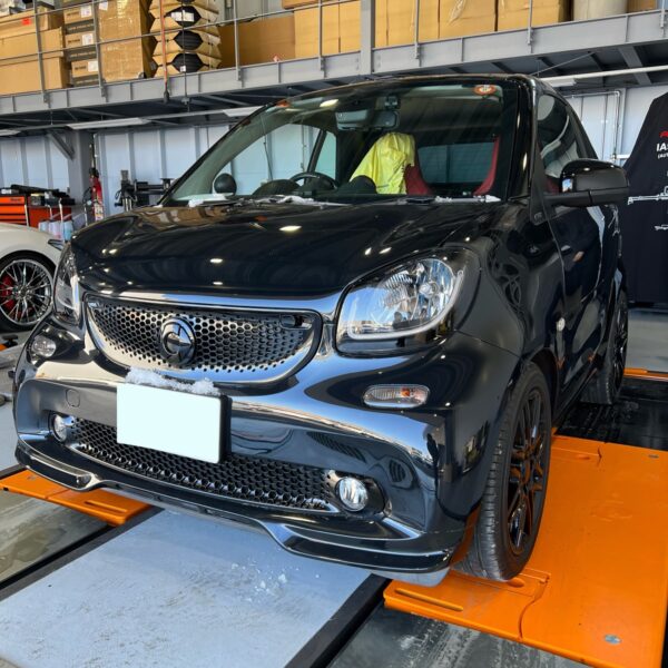 「スマート フォーツー」バッテリー交換