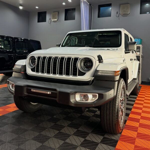 「ジープ JL ラングラー」ボディガラスコーティング施工