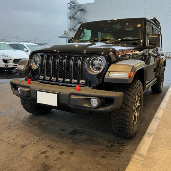 「ジープ JL ラングラー」ルーフラック取付／電動サイドステップ取付