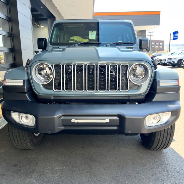 「ジープ JL ラングラー」デジタルインナーミラー取付／サンライダー取付