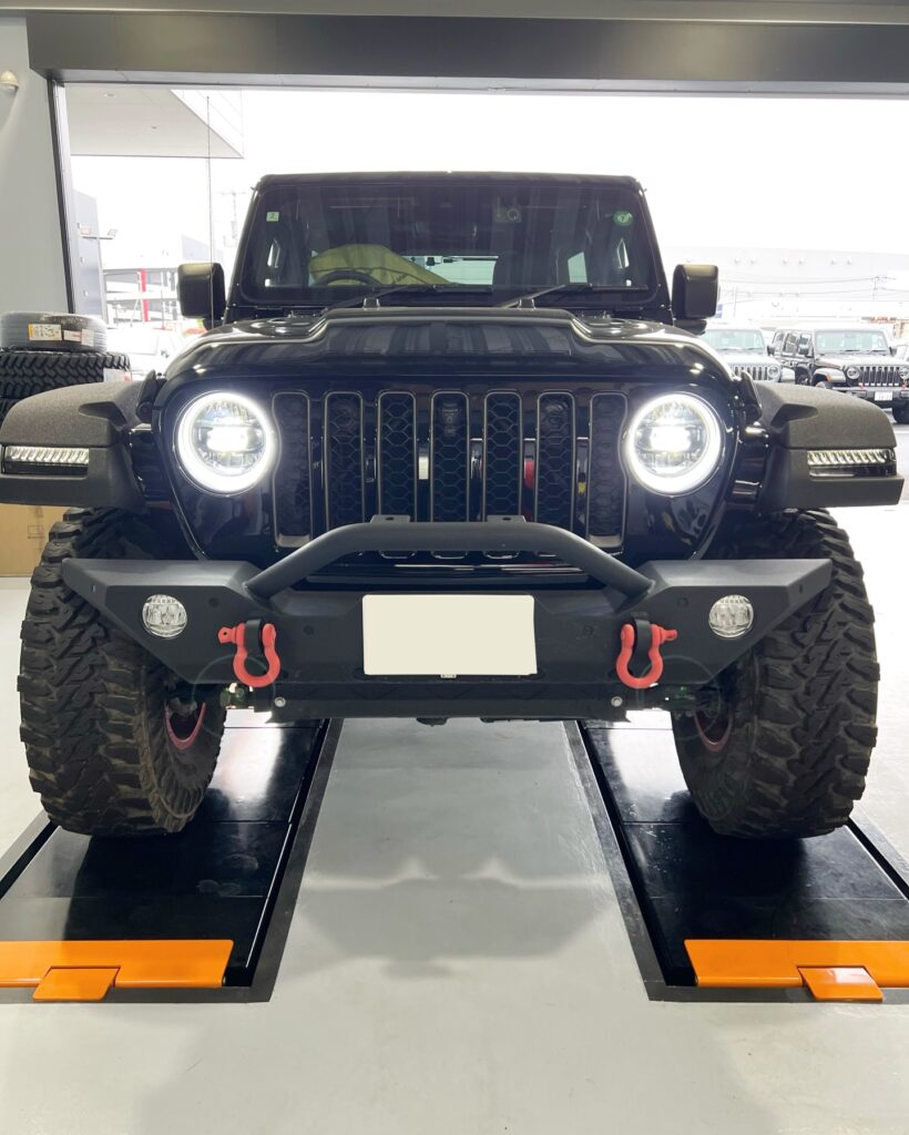 「ジープ JL ラングラー」エンジンオイル＆フィルター交換