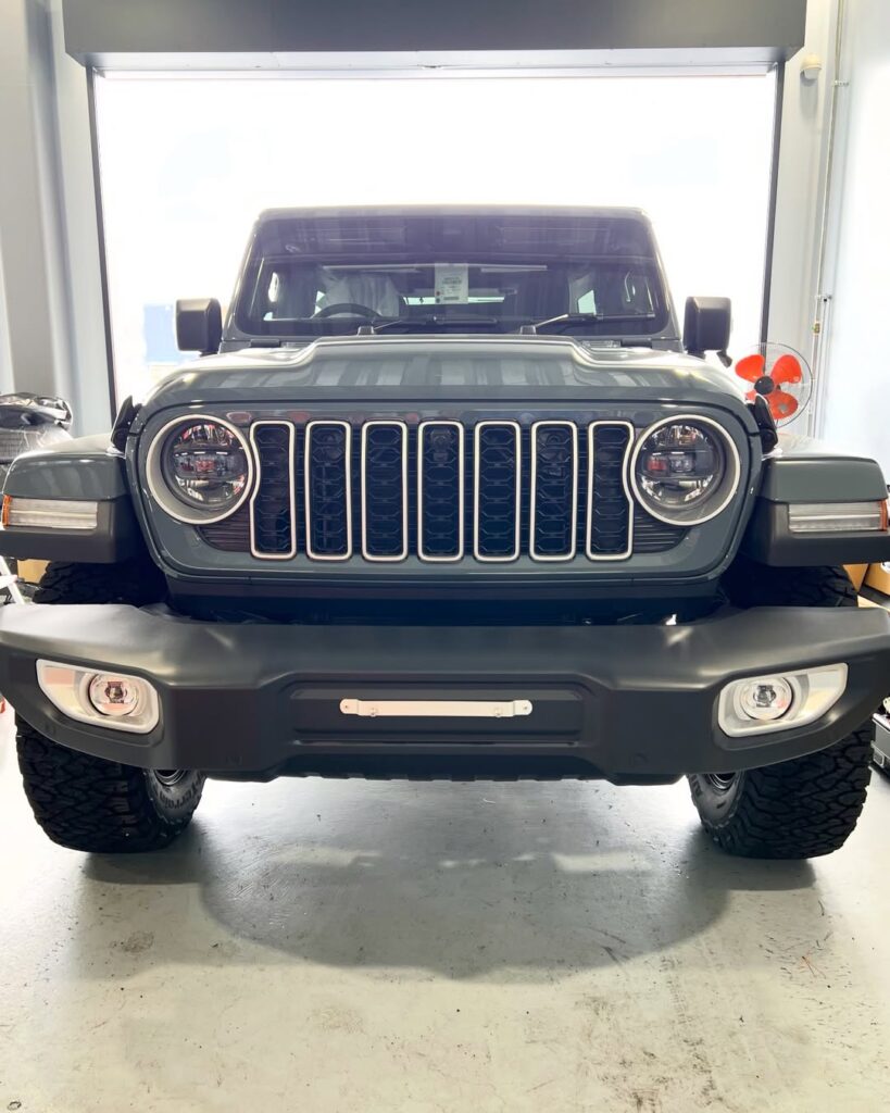 「ジープ JL ラングラー」ドアハンドルカバー取付／テールラ&hellip;