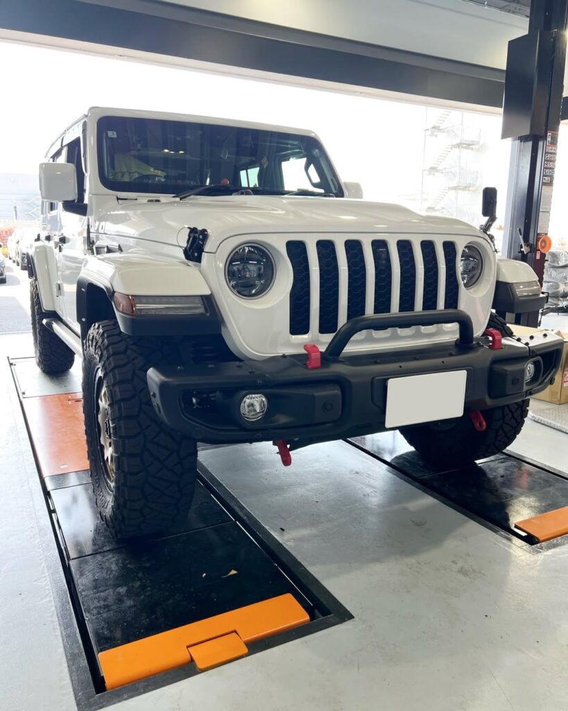 「ジープ JL ラングラー」サイドマーカー取付