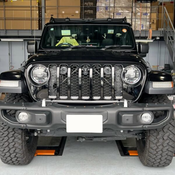 「ジープ JL ラングラー」Fury製 ルーフキャリア取付