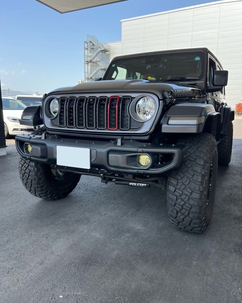 「ジープ JL ラングラー」37×12.50R17タイヤ脱着&hellip;