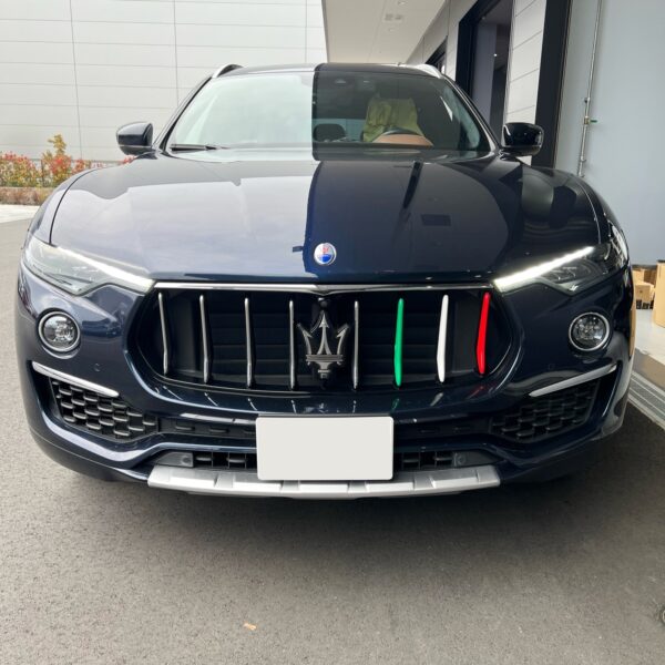 「マセラティ レヴァンテ」ブレーキパッド＆ブレーキパッドセンサー交換