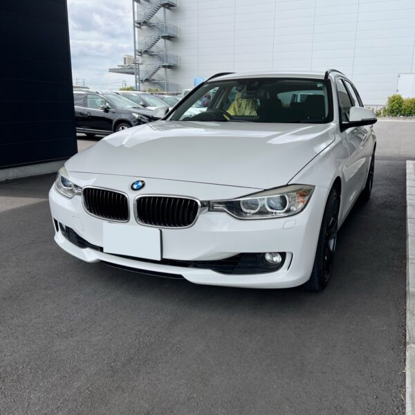 「BMW 320i」フロントブレーキパッド交換／フロントブレーキローター交換etc