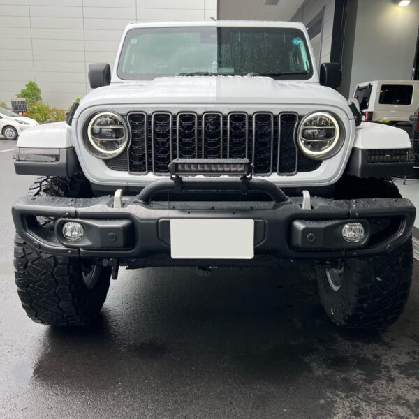 「ジープ JL ラングラー」タイヤホイール交換／フェンダーフレア取付etc